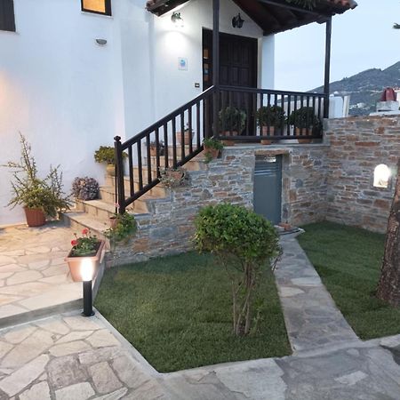 Nikolaos Studios Apartments Skopelos Exterior foto