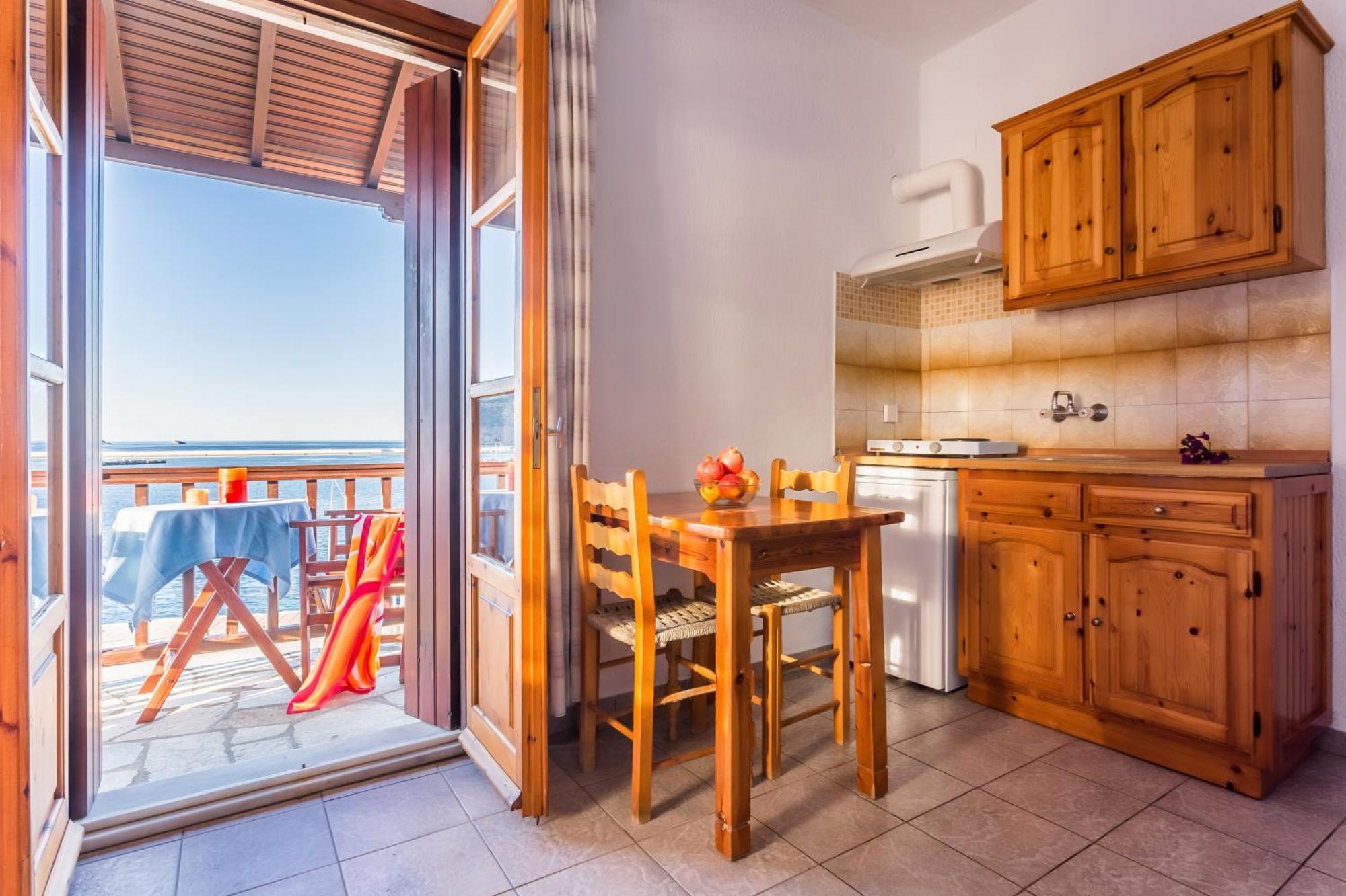 Nikolaos Studios Apartments Skopelos Exterior foto