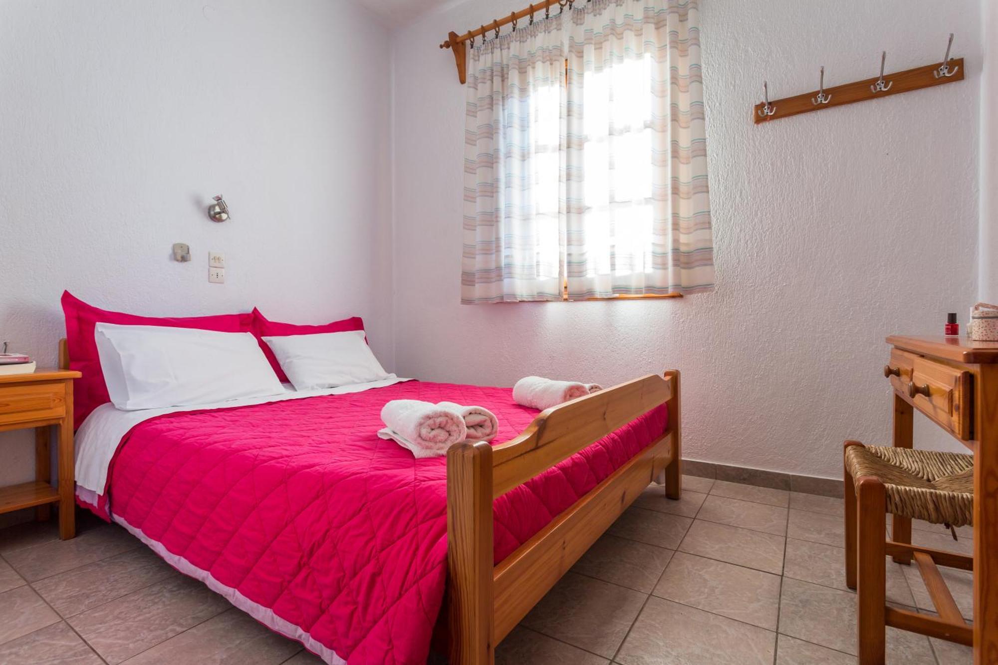 Nikolaos Studios Apartments Skopelos Exterior foto