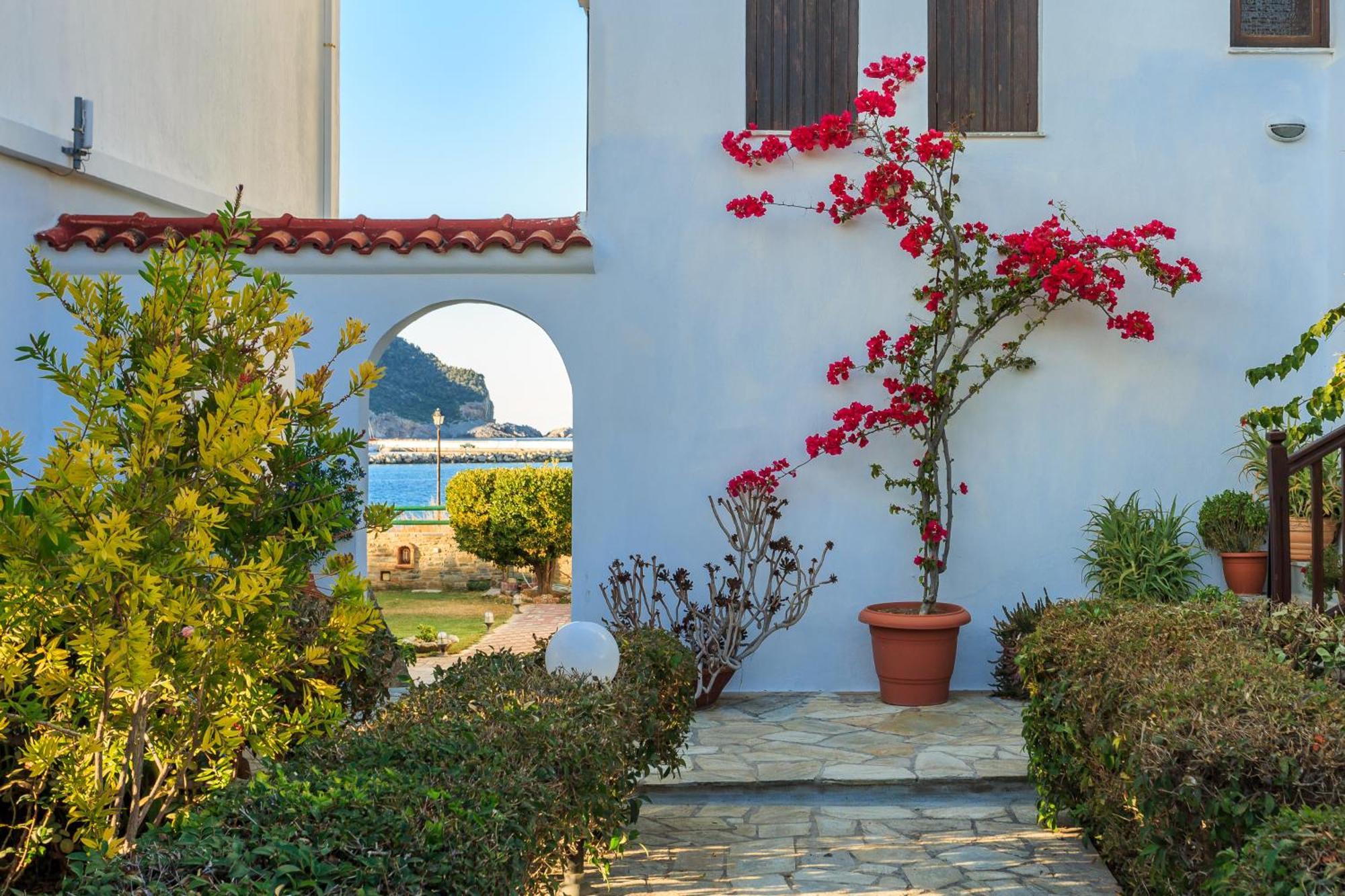 Nikolaos Studios Apartments Skopelos Exterior foto