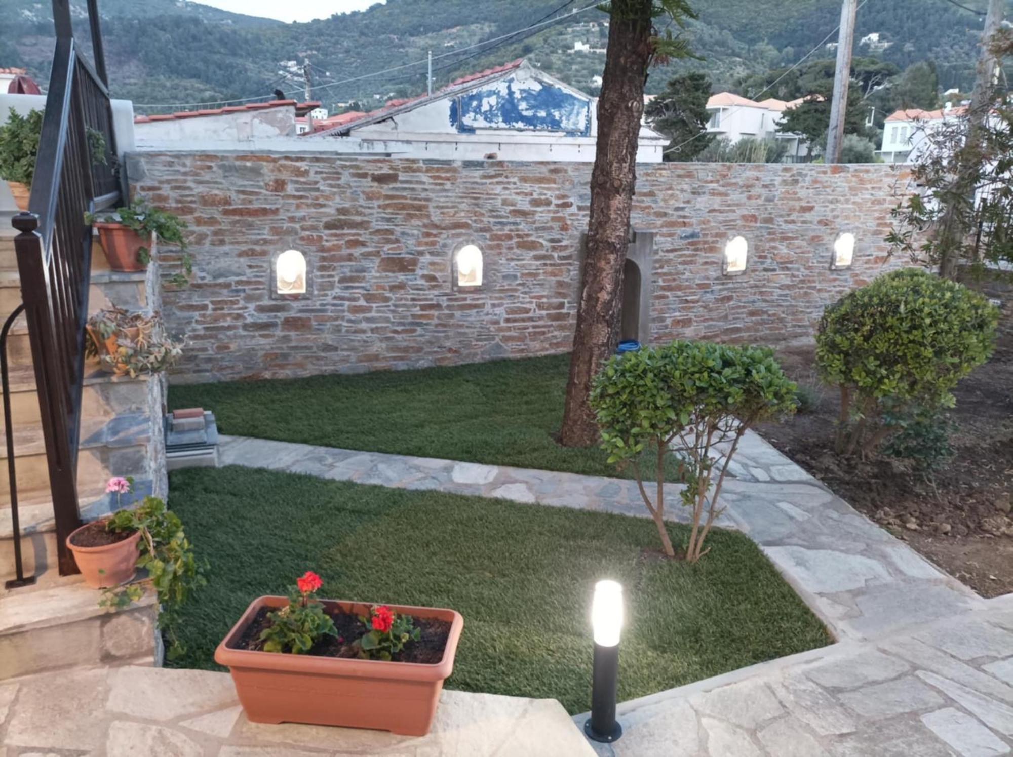 Nikolaos Studios Apartments Skopelos Exterior foto